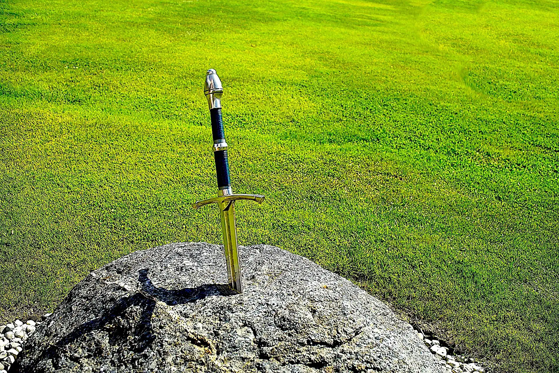 Slaying Giants on Snowy Peaks: The Magical Legend of Yr Wyddfa (Snowdon)